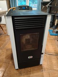 stufa a pellet California 10 kw stufe a pellet ita