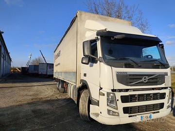 VOLVO FM11 330 E5 TELONATO 9,7 MT. + PEDANA 20 Q.L