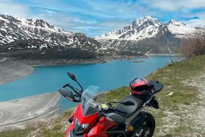 Ducati hypestrada 821