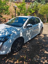 Peugeot 208 allure 2021  con 52000km