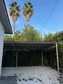 Pergola semi addossata, rimessa auto
