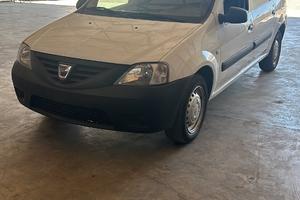 furgone Dacia