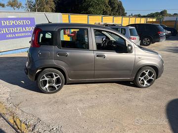 FIAT PANDA HYBRID 2021 CITY LIFE - 23.000 KM