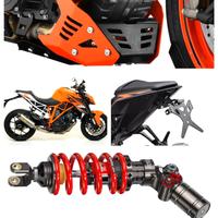 Ktm Super Duke scarico pedane portatarga frizione