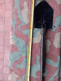 Badile ,vanga , zappa militare vintage .