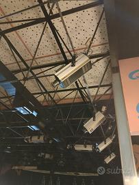 Clay Paky Tiger c.c. cambia colori a scarica