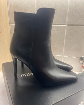 Stivaletti tronchetto