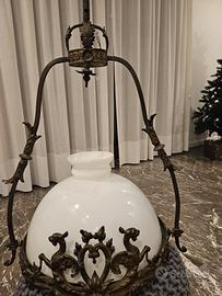 lampadario con asta di bronzo cappello in vetro