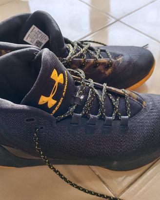 Under  Armour stivaletto taglia 44,5