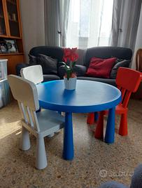 Tavolo ikea con 3 sedie