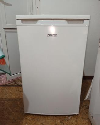 Congelatore compatto versione verticale