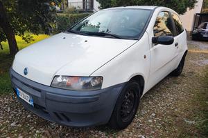 Fiat Punto 1.2i Benz 3 porte neopatentati