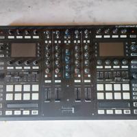 Traktor S8 + decksaver + stand