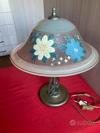 Lampada fa tavolo
