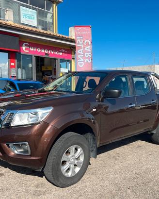 Nissan Navara 2.3 dCi 4WD Double Cab