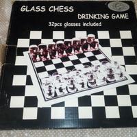 Dama gioco in vetro