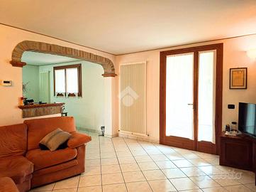 CASA INDIPENDENTE A FERRARA