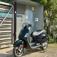 Vespa gts 300