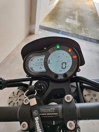 Moto Leoncino Benelli 500.