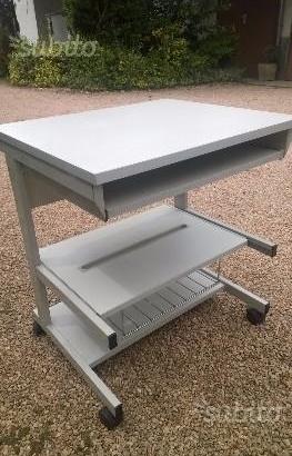 Tavolo porta computer