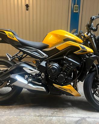 Triumph Street Triple RS 2026 solo 1000 km