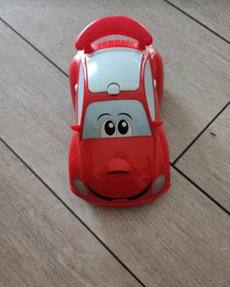 Macchina maggiolino telecomandata.
