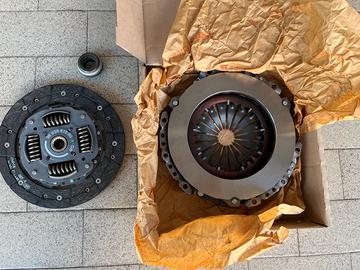 KIT FRIZIONE PEUGEOT /CITROEN 1.6 16v