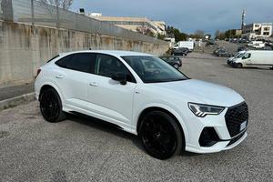 AUDI Q3 35 TDI S tronic S LINE EDITION – (110 kW)