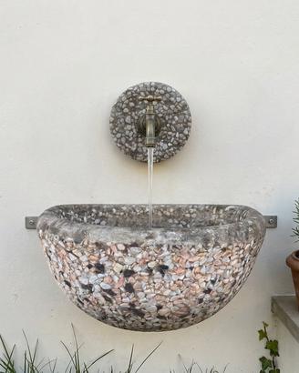 Fontana a muro
