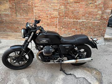 Moto guzzi v7