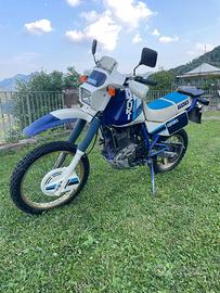 Suzuki DR 600 Djebel 1987- Gomme e batteria nuova