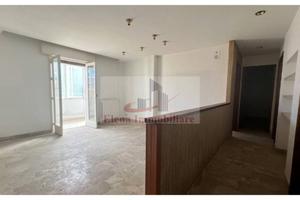 Appartamento di 162 m² con 5 locali e box auto a A
