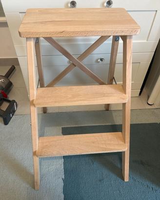 Scaletta tra gradini in legno Ikea