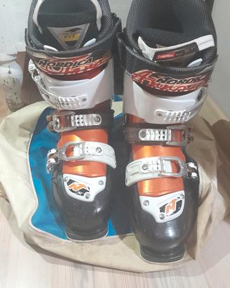 Scarponi Nordica da sci n 41 (31.5 cm) NUOVI