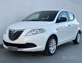 Lancia Ypsilon 1.2 5 porte GPL Neopatentati