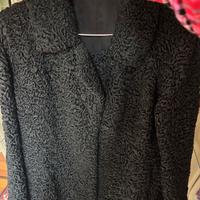 Giacca vero astrakan nero, elegante, fatta a mano.