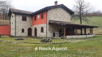 VARSI (PR) - PORZIONE DI PROPRIETA' VILLA INDIPEND