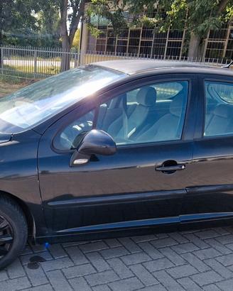 peugeot 207 1.4 hdi 