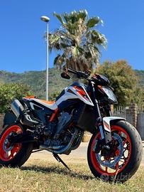 Ktm duke 890 R