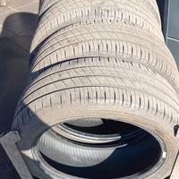 4 Gomme Good/Year 195/45 R 16  84 V