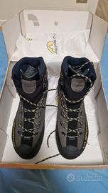 Scarponi La Sportiva Trango TRK Leather GTX