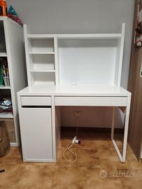 Scrivania IKEA MICKE  bianca 105 x 50  cm