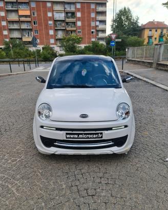 microcar duè 2016