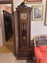 Orologio pendolo a colonna vintage anni '80