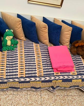 Letto singolo con rete e struttura legno