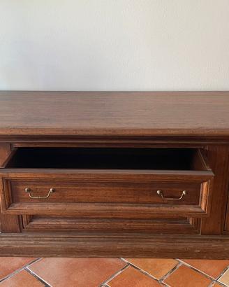 Credenza/mobile basso in noce massello