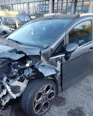 Ricambi FORD B MAX 1499cc diesel del 2015