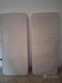 2 materassi singoli