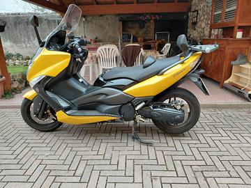 Yamaha T Max - 2010