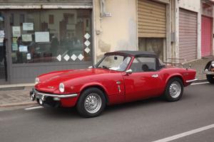 Autovettura cabrio d'epoca